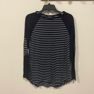 NWOT Annabelle long sleeve top small